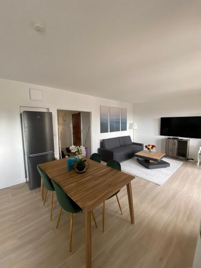 Grand Appartement Courbevoie Paris Eksteriør billede