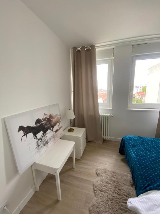 Grand Appartement Courbevoie Paris Eksteriør billede