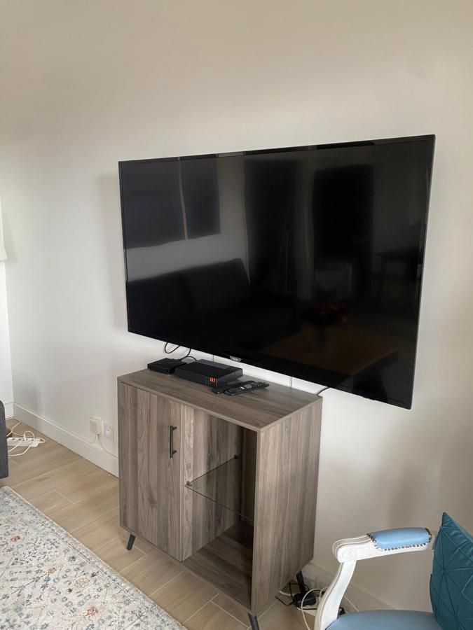 Grand Appartement Courbevoie Paris Eksteriør billede