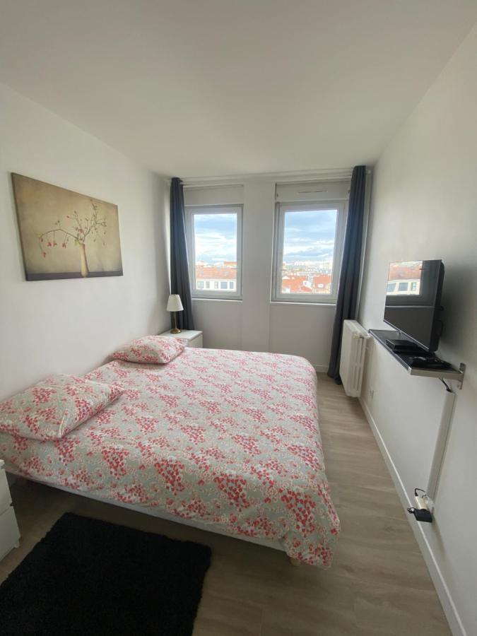 Grand Appartement Courbevoie Paris Eksteriør billede