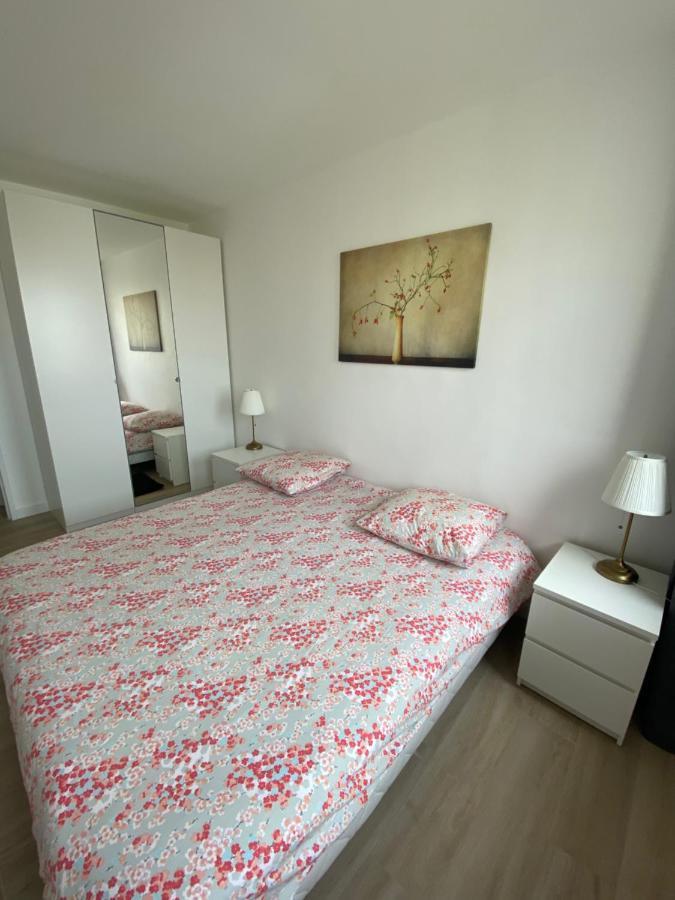 Grand Appartement Courbevoie Paris Eksteriør billede
